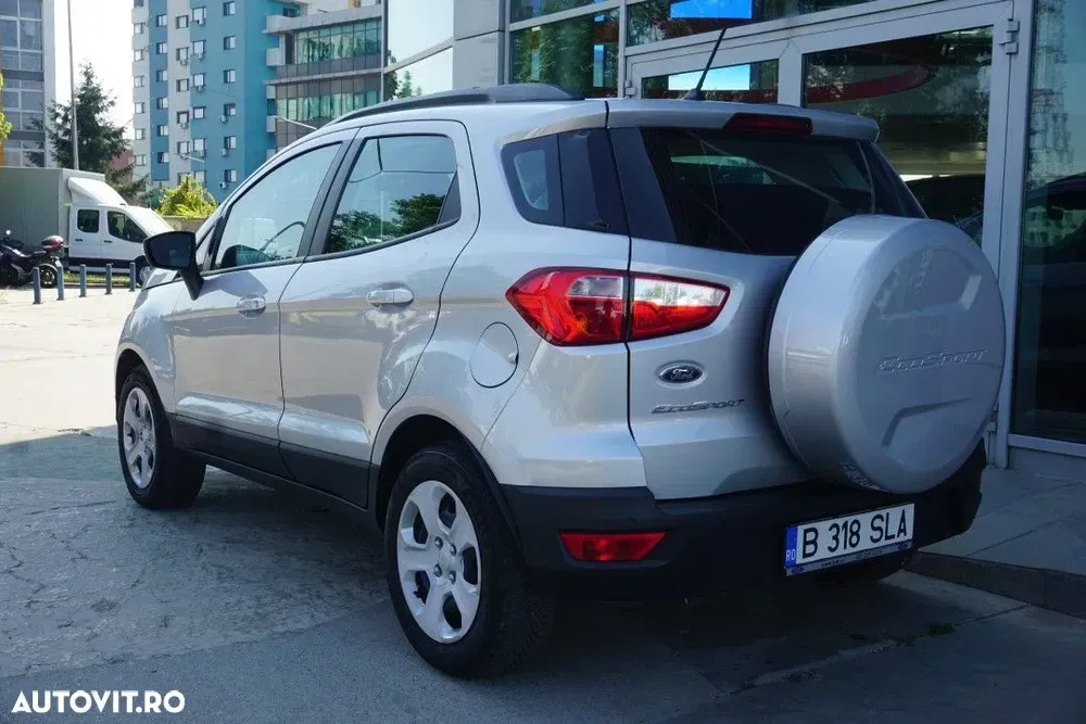 Ford EcoSport — imagine 6