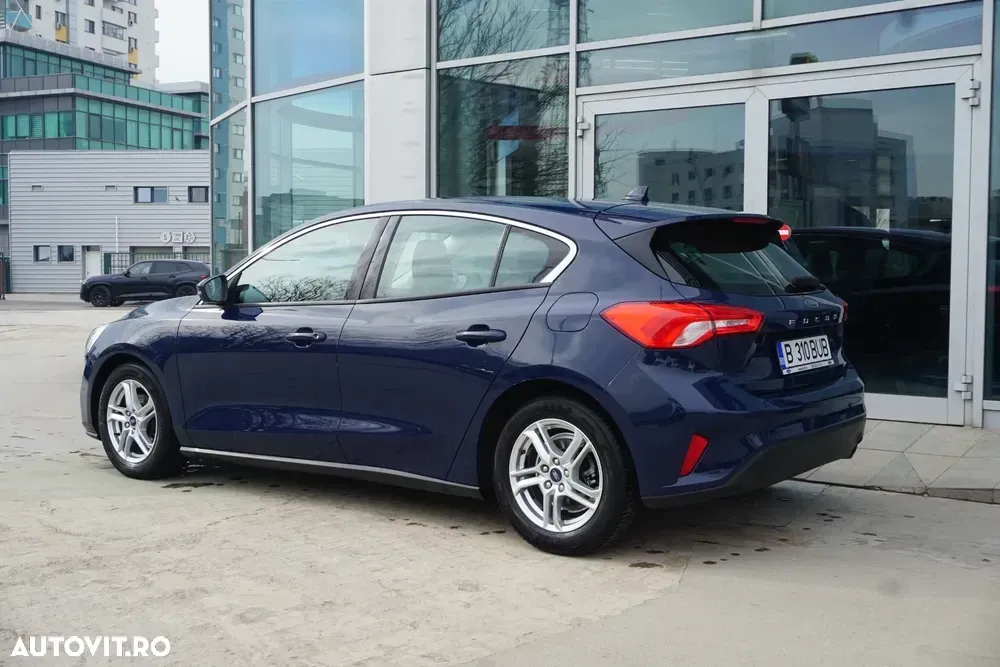 Ford Focus 1.0 EcoBoost Trend — imagine 5