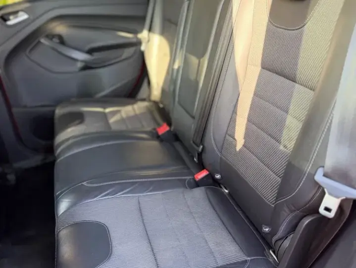 Ford Kuga II 2.0 TDCi Powershift 4WD Titanium