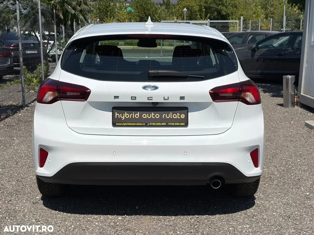 Ford Focus MK4 1.5 EcoBlue Titanium — imagine 4