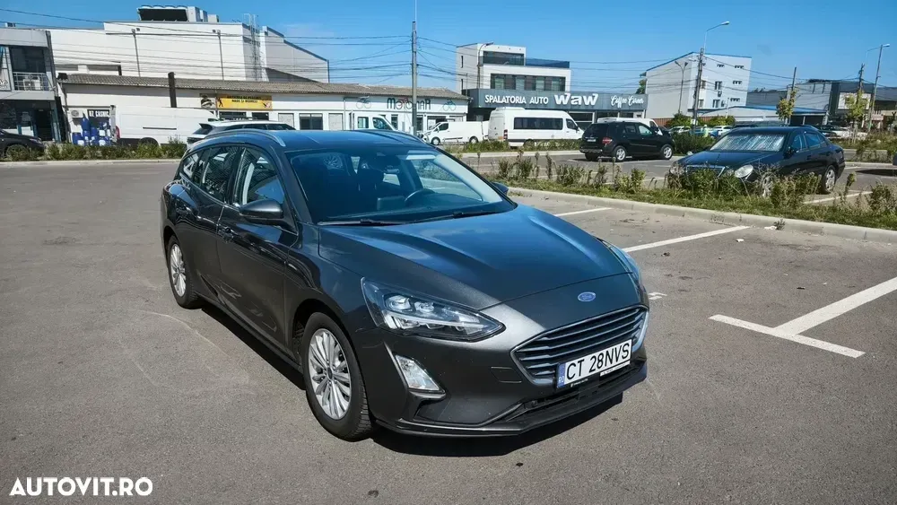 Ford Focus MK4 1.5 EcoBlue Titanium — imagine 3