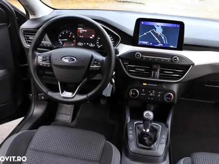 Ford Focus MK4 1.0 EcoBoost Titanium