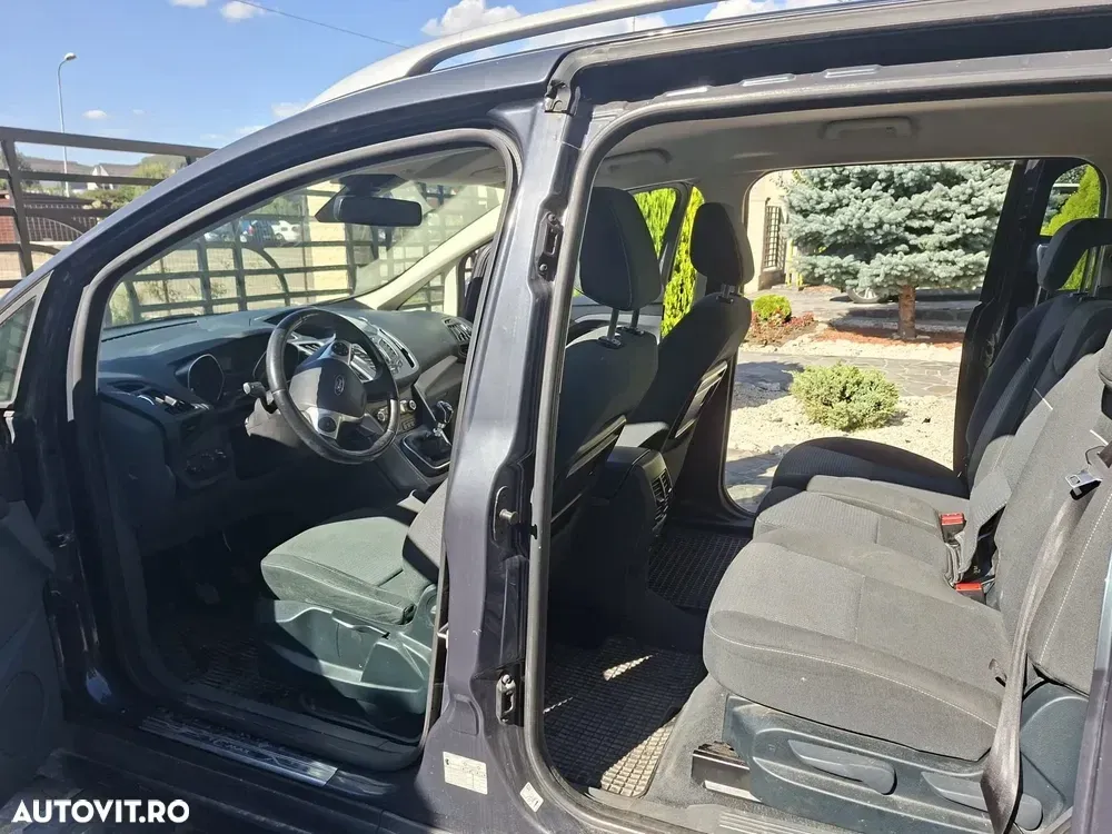 Ford C-MAX II — imagine 3