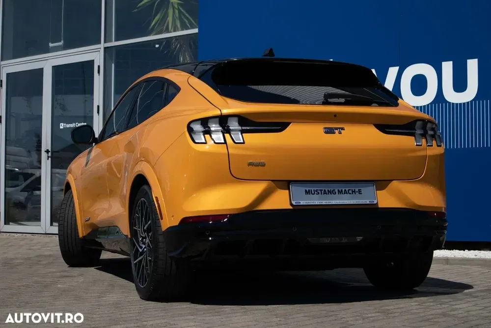 Ford Mustang Mach-E — imagine 4