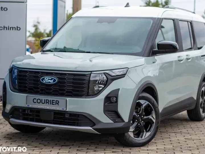 Ford Tourneo Courier 1.0 EcoBoost M6 Active