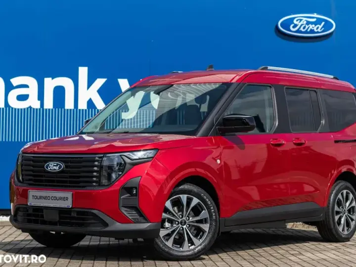 Ford Tourneo Courier 1.0 EcoBoost M6 Titanium