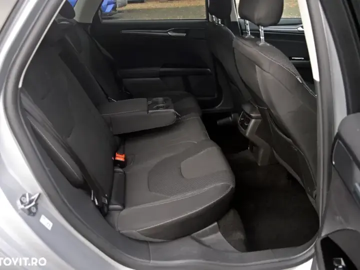 Ford Mondeo IV 2.0 HEV Titanium