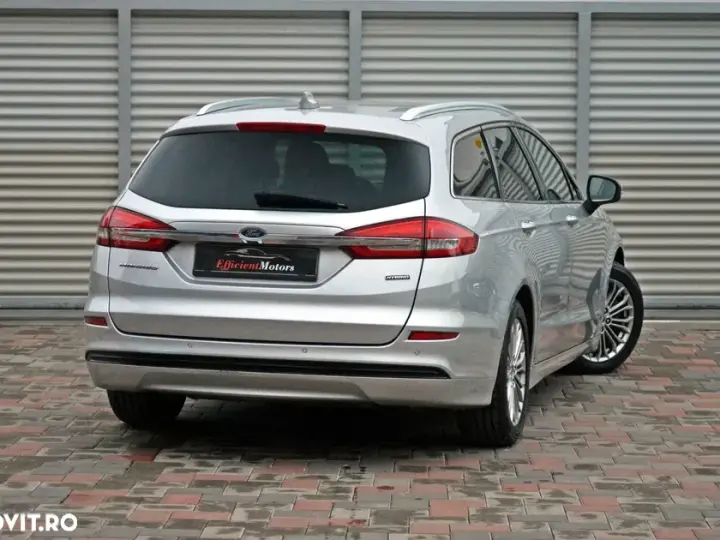 Ford Mondeo IV 2.0 HEV Titanium