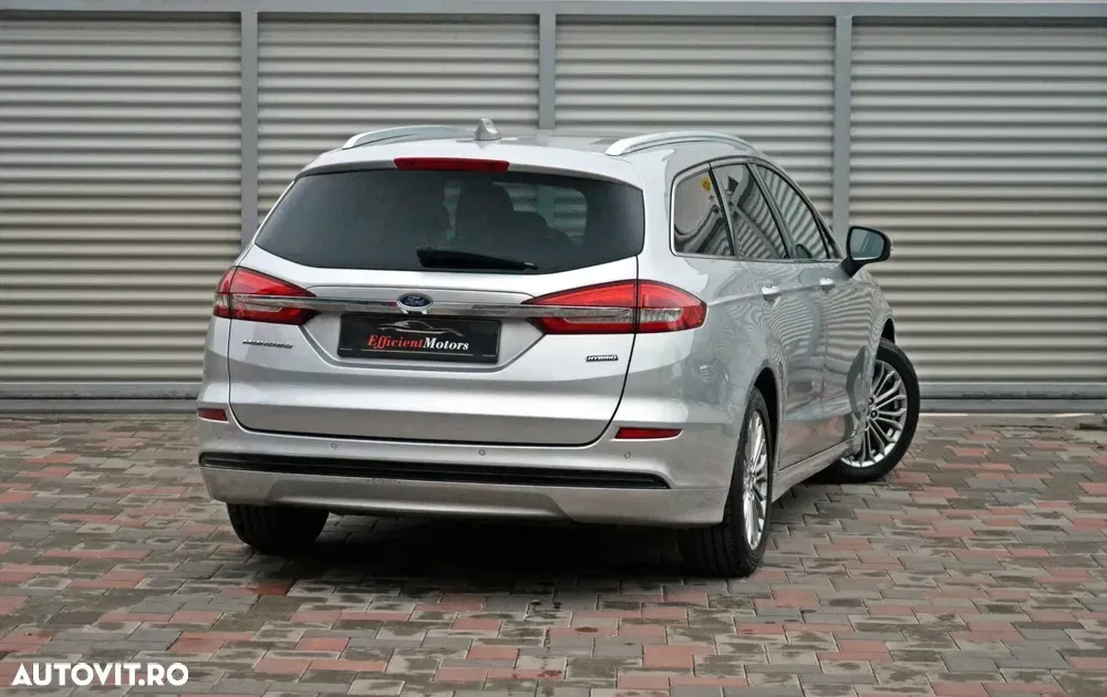 Ford Mondeo IV 2.0 HEV Titanium — imagine 3