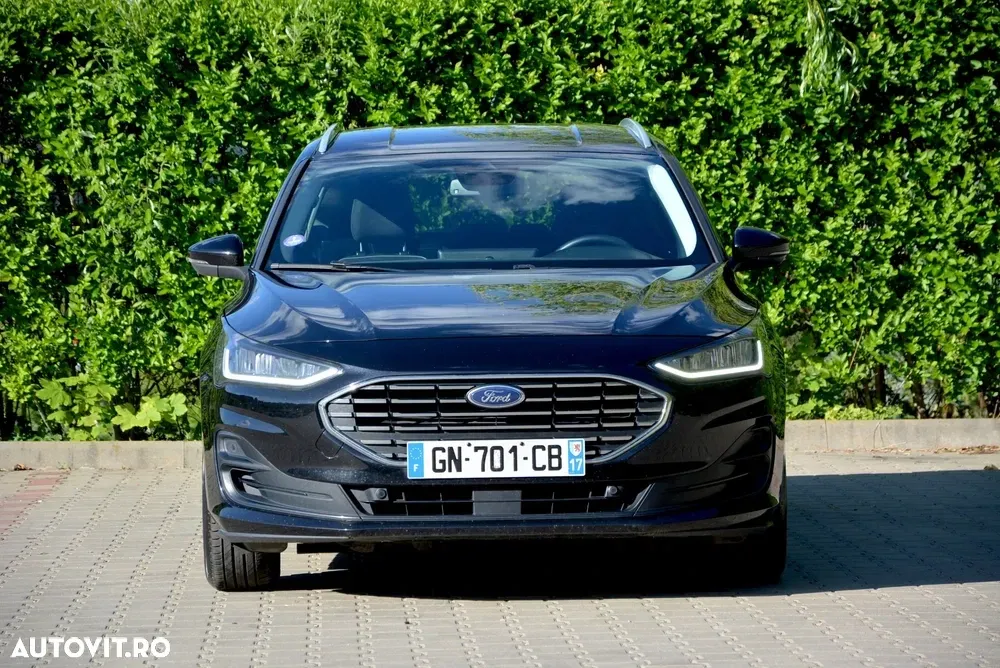Ford Focus MK4 1.0 EcoBoost Hybrid TITANIUM X — imagine 4