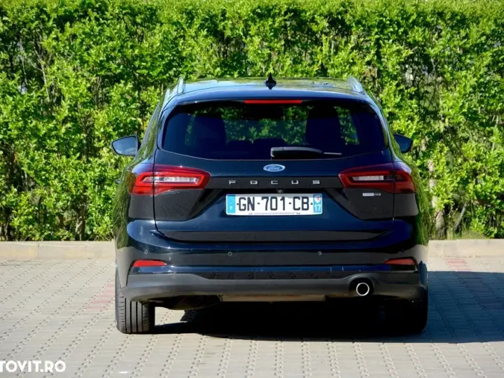 Ford Focus MK4 1.0 EcoBoost Hybrid TITANIUM X