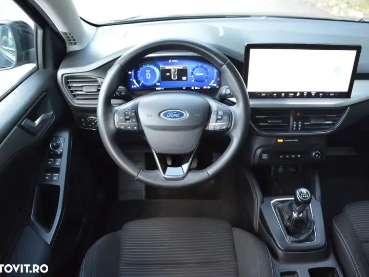 Ford Focus MK4 1.0 EcoBoost Hybrid TITANIUM X