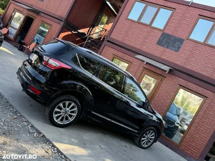 Ford Kuga III 1.5 EcoBoost 2x4 Aut. Vignale