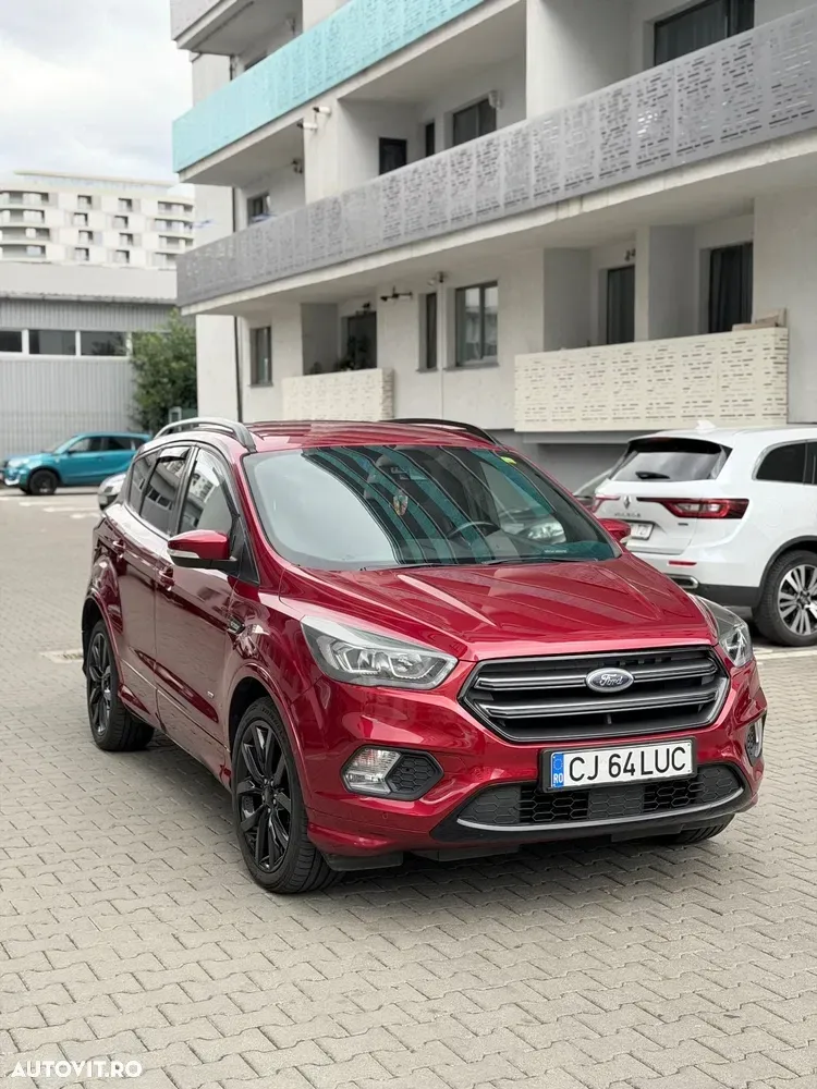 Ford Kuga II 2.0 TDCi 4x4 ST-Line — imagine 3