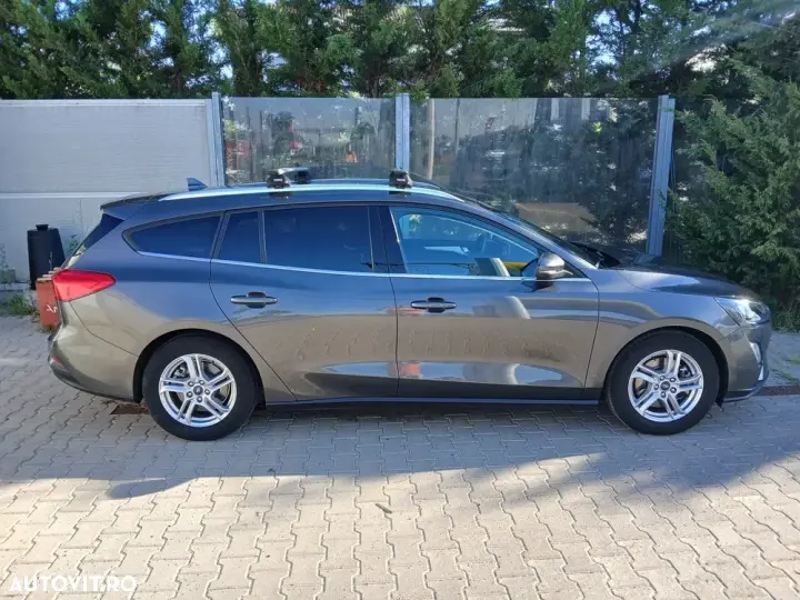 Ford Focus MK4 1.0 EcoBoost Connected