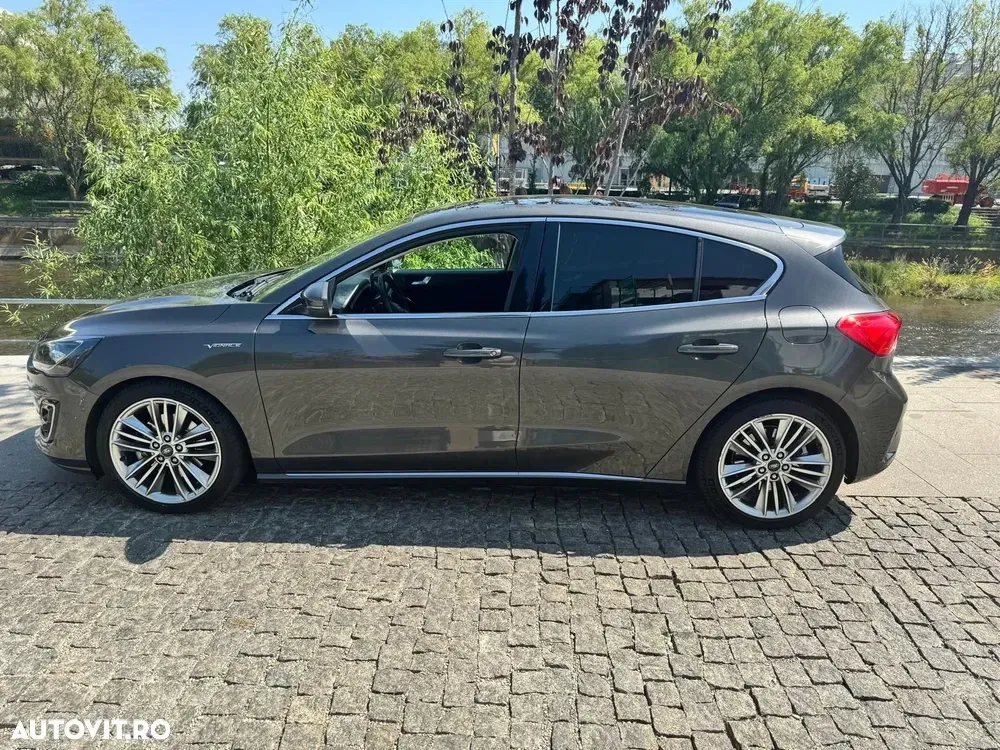 Ford Focus MK4 2.0 EcoBlue Vignale — imagine 3