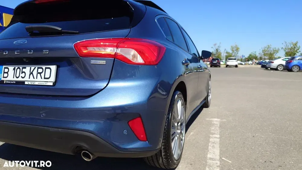 Ford Focus MK4 — imagine 4