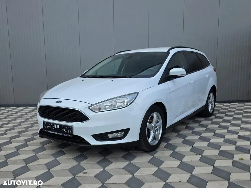 Ford Focus MK4 1.5 TDCi DPF Start-Stopp-System Business — imagine 4