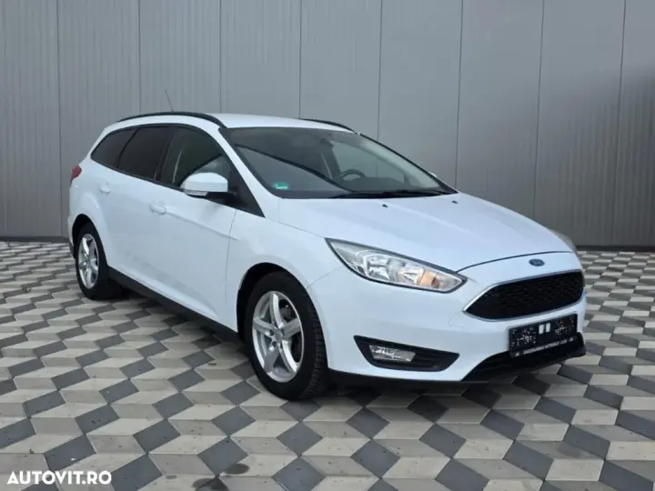 Ford Focus MK4 1.5 TDCi DPF Start-Stopp-System Business