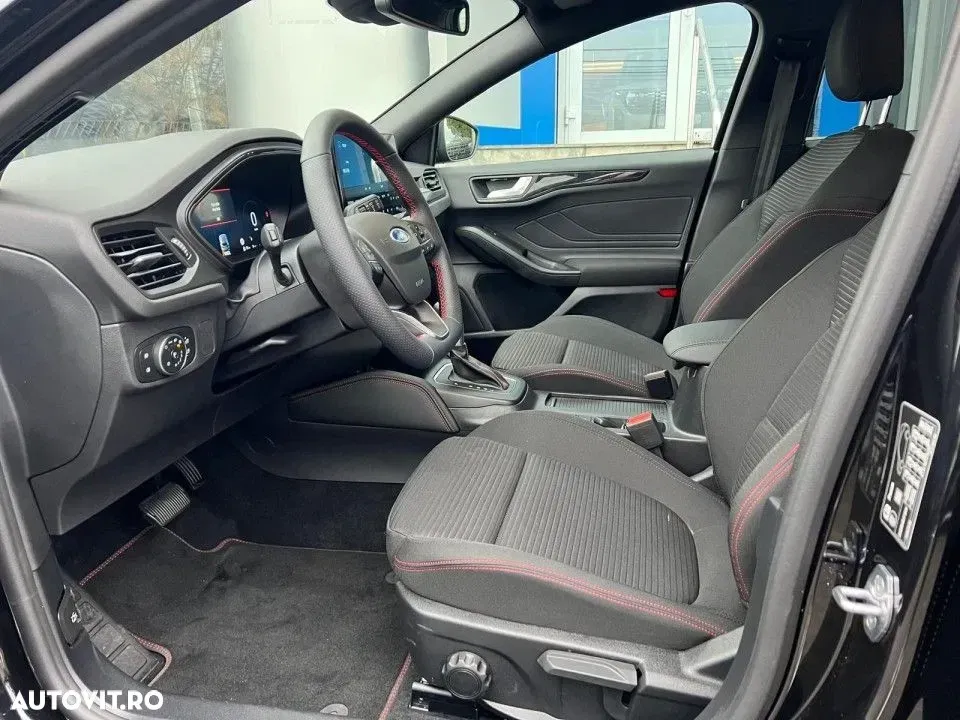 Ford Focus MK4 — imagine 6