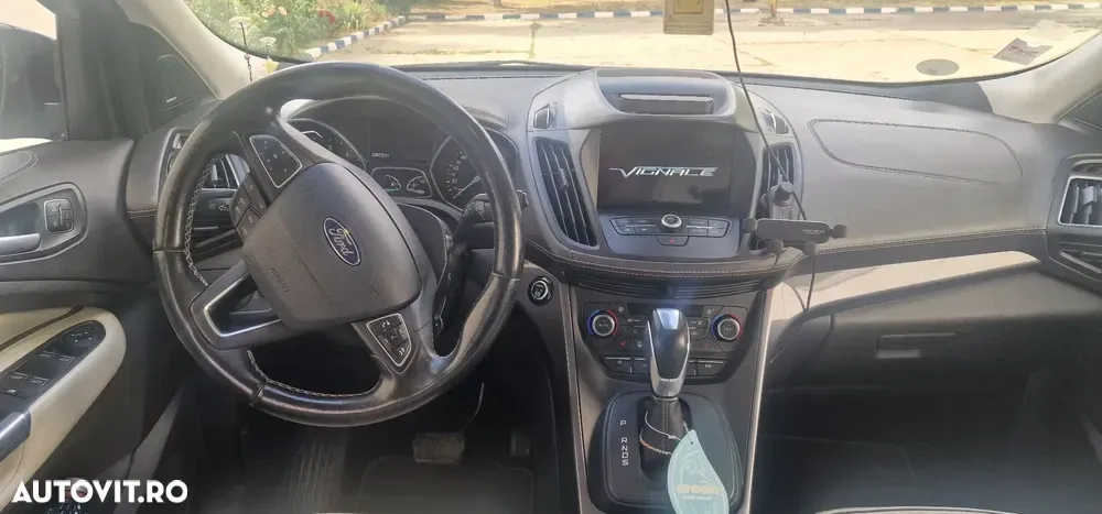 Ford Kuga 2.0 TDCi 4x4 Aut. Vignale — imagine 3