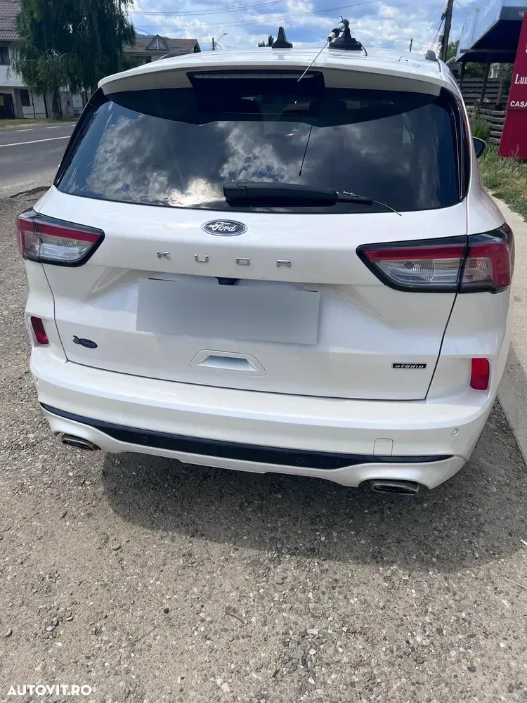 Ford Kuga III 2.5 Duratec PHEV ST Line — imagine 3
