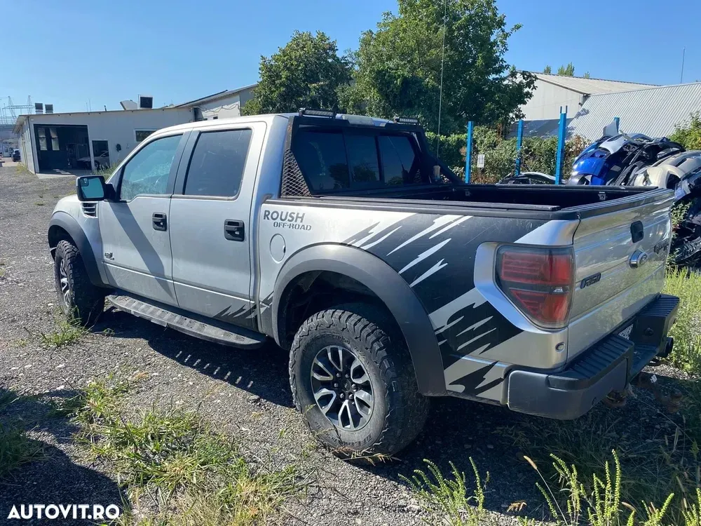 Ford Raptor — imagine 3