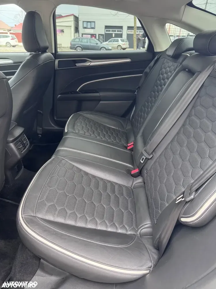 Ford Mondeo IV 2.0 HEV Vignale — imagine 6