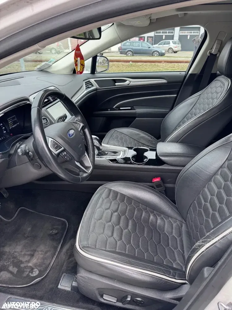 Ford Mondeo IV 2.0 HEV Vignale — imagine 5