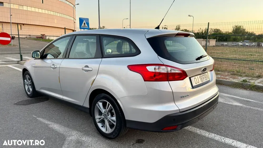 Ford Focus MK3 — imagine 3