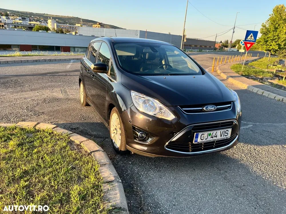 Ford Grand C-Max 1.6 TDCi DPF Titanium — imagine 3