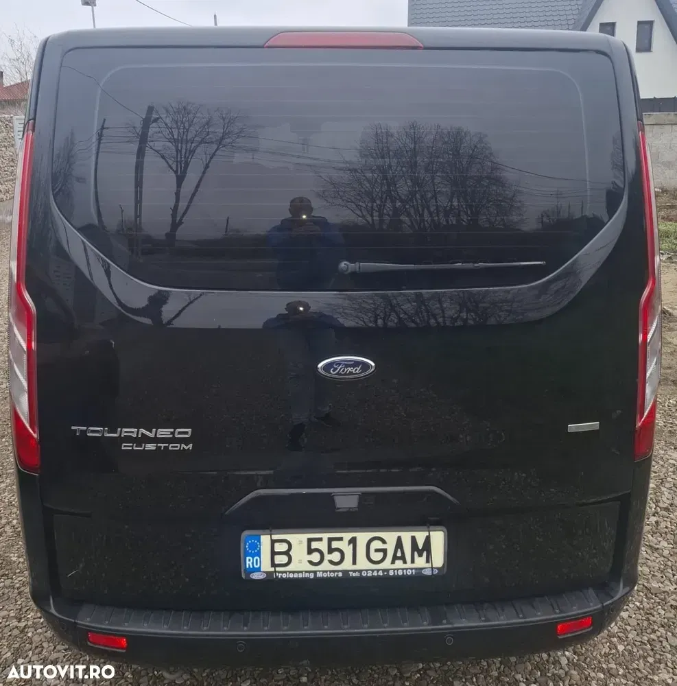 Ford Tourneo Custom Bus 320 2.0 EcoBlue 170 CP L2H1 Active Aut. — imagine 6