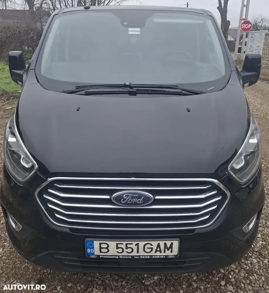 Ford Tourneo Custom Bus 320 2.0 EcoBlue 170 CP L2H1 Active Aut. — imagine 5