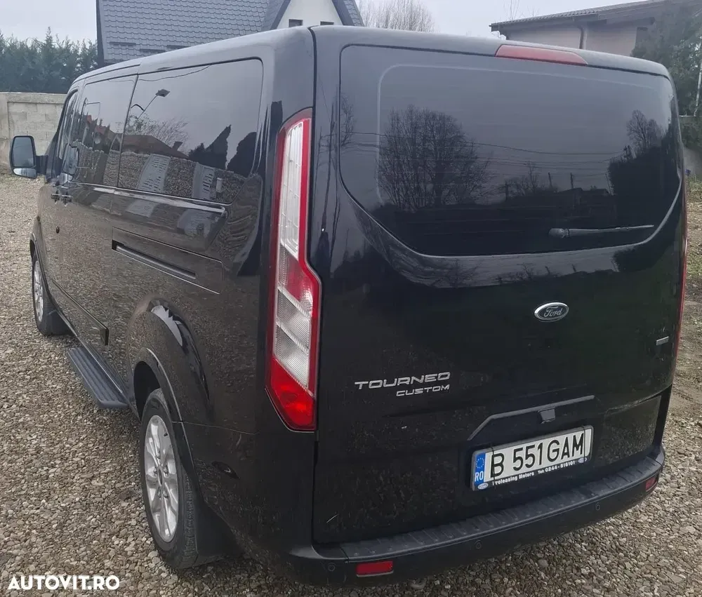 Ford Tourneo Custom Bus 320 2.0 EcoBlue 170 CP L2H1 Active Aut. — imagine 4