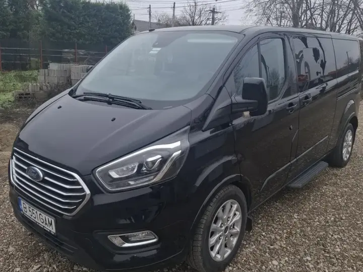 Ford Tourneo Custom Bus 320 2.0 EcoBlue 170 CP L2H1 Active Aut.