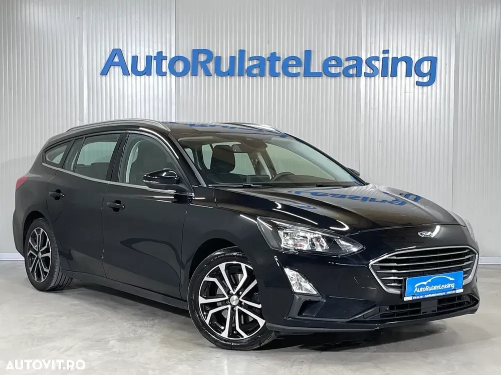 Ford Focus MK4 1.5 EcoBlue Titanium — imagine 2