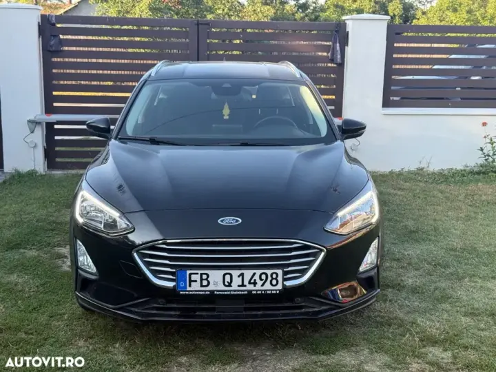 Ford Focus MK4 1.0 EcoBoost Start-Stopp-System COOL&CONNECT