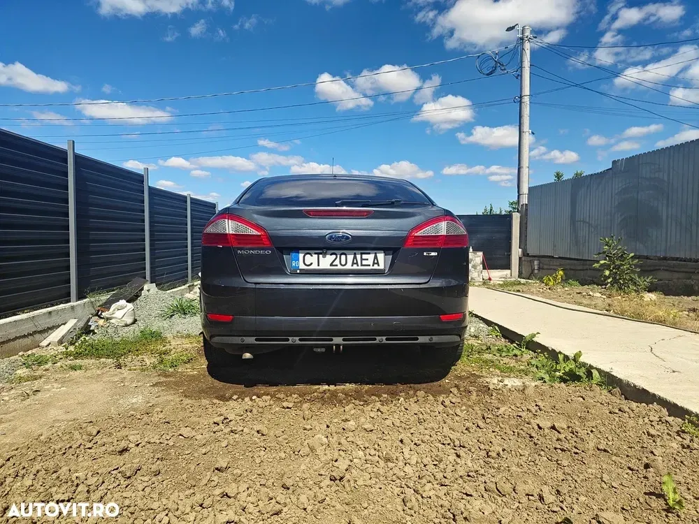 Ford Mondeo III 2.0 TDCi Ghia — imagine 4