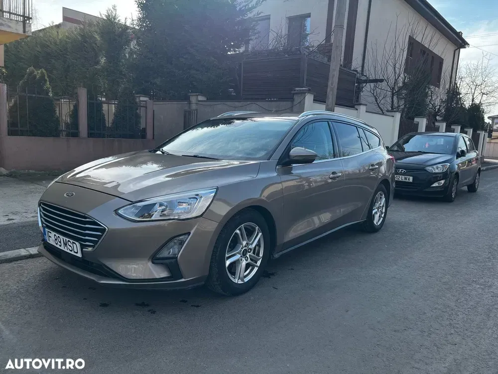 Ford Focus — imagine 3