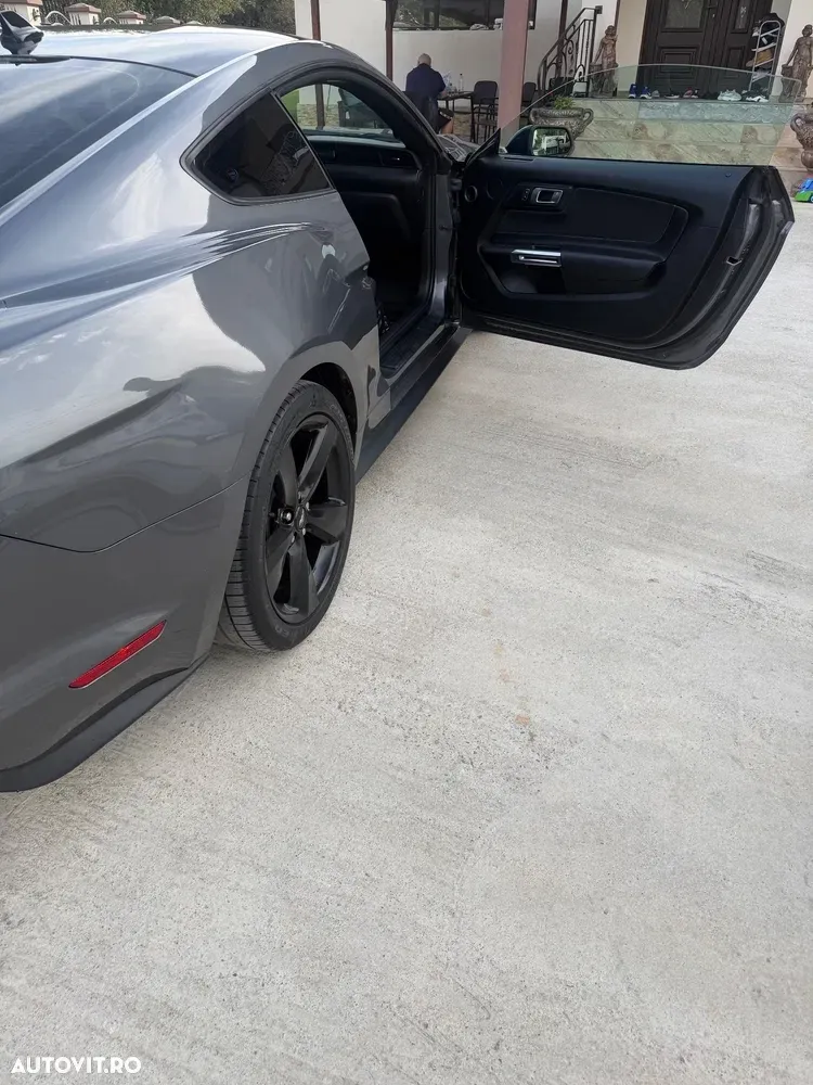 Ford Mustang — imagine 2