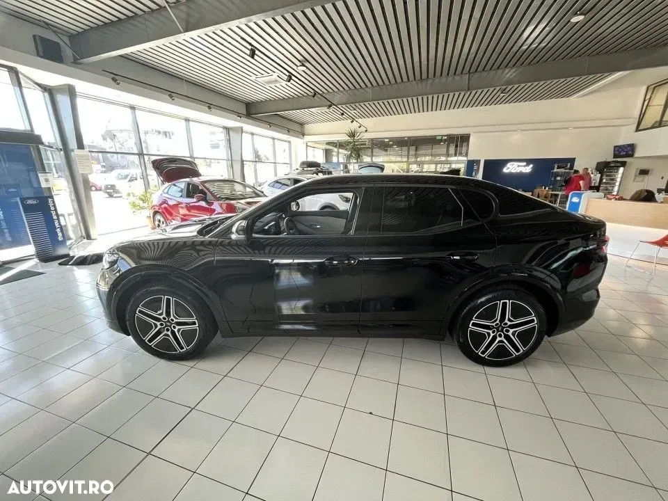 Ford Capri 77 kWh 340 CP AWD Premium — imagine 2