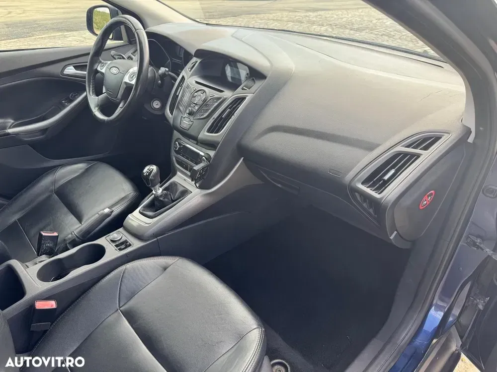 Ford Focus MK3 — imagine 4