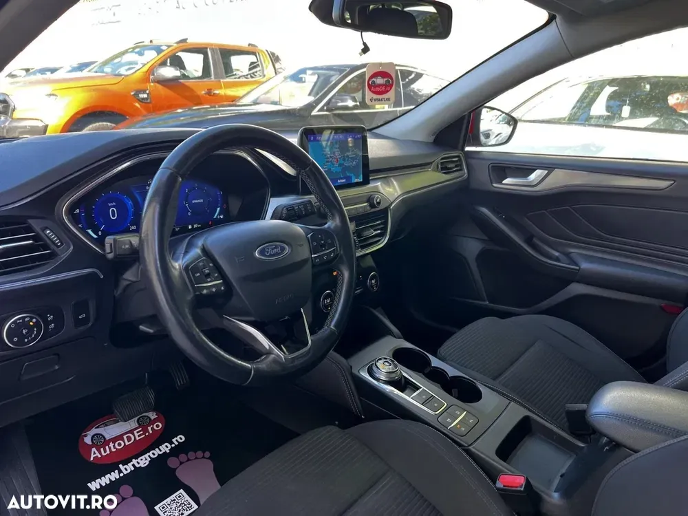Ford Focus MK4 — imagine 5