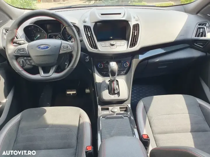 Ford Kuga II 2.0 TDCi 4WD Powershift ST-Line