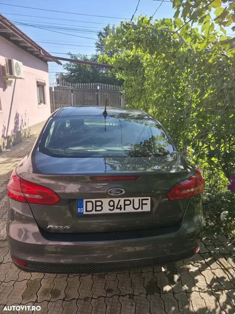 Ford Focus MK3 1.5 EcoBlue Trend Edition — imagine 2