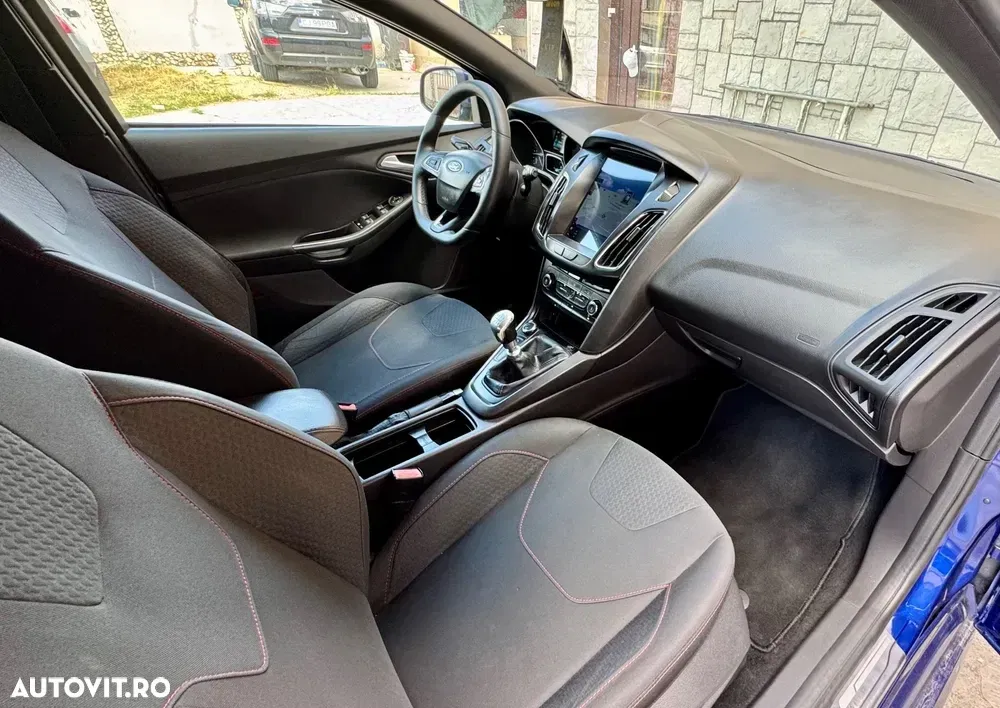 Ford Focus 1.5 EcoBlue Start-Stopp-System ST-LINE DESIGN — imagine 6