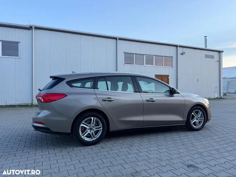 Ford Focus 1.5 TDCi DPF Start-Stopp-System Business — imagine 4
