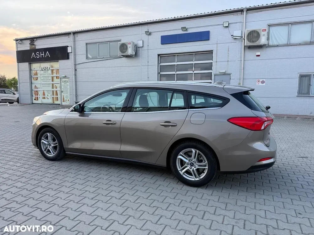 Ford Focus 1.5 TDCi DPF Start-Stopp-System Business — imagine 3