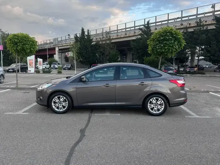 Ford Focus MK3 1.6 Ti-VCT Trend