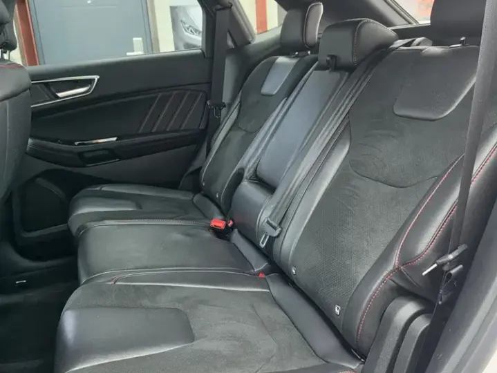 Ford Edge 2.0 Panther A8 AWD ST Line